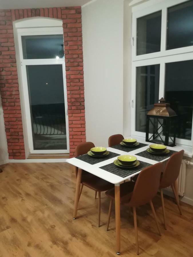 Apartament Piano Apartman Malbork Kültér fotó