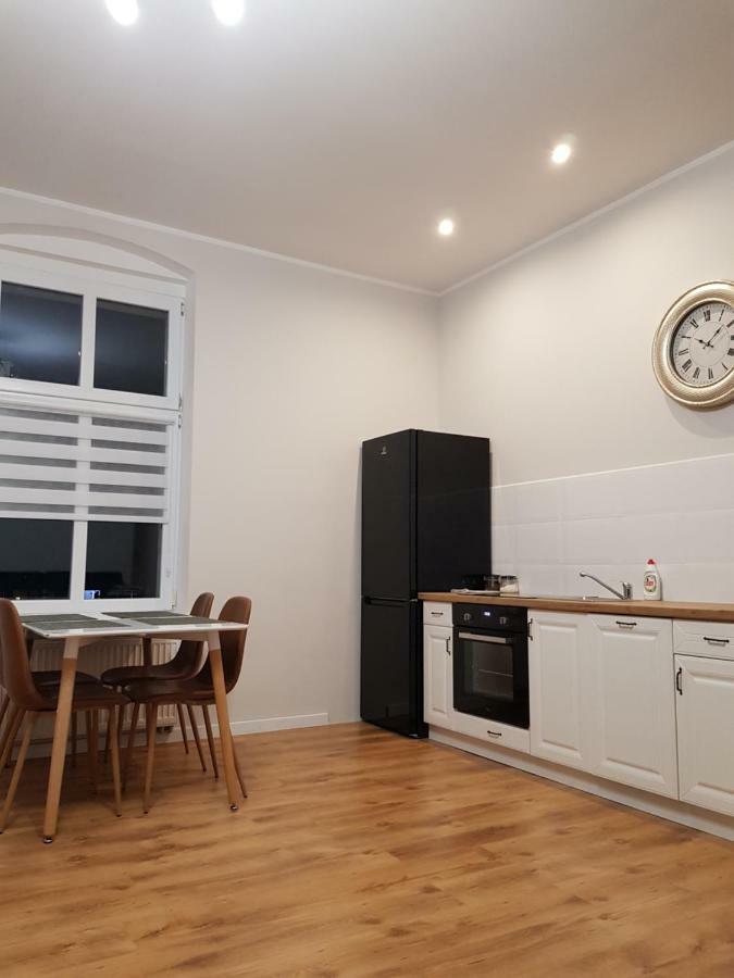 Apartament Piano Apartman Malbork Kültér fotó