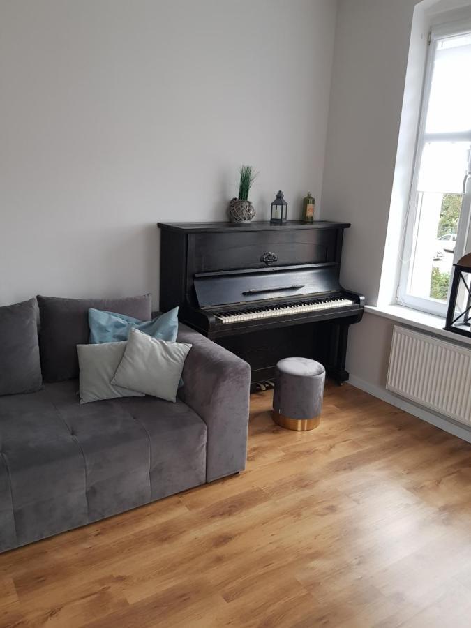 Apartament Piano Apartman Malbork Kültér fotó